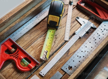 MEASURING TOOLS